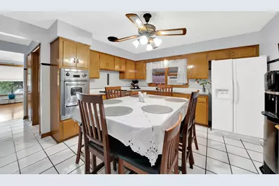 7400 W 61st Street, Summit, IL 60501 - Photo 5