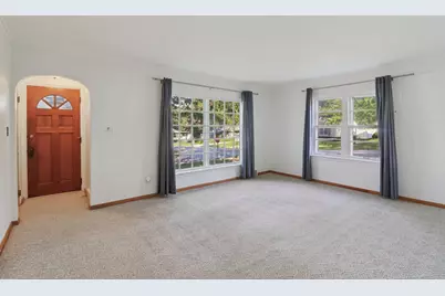 1514 N Freund Avenue, McHenry, IL 60050 - Photo 3