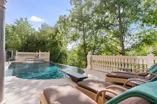 51 Ford Ln, Naperville, IL 60565 - Photo 9