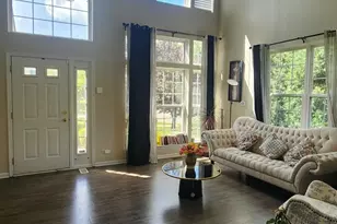 1230 W Claridge Ct, Palatine, IL 60067 - Photo 3