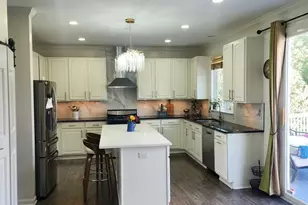 1230 W Claridge Ct, Palatine, IL 60067 - Photo 7