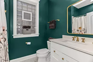 2050 W Belmont Ave, Chicago, IL 60618 - Photo 21