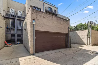 2050 W Belmont Avenue #2, Chicago, IL 60618 - Photo 25