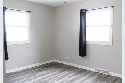 4627 Custer Avenue, Lyons, IL 60534 - Photo 13