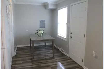 4627 Custer Avenue, Lyons, IL 60534 - Photo 11
