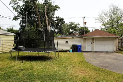 4627 Custer Avenue, Lyons, IL 60534 - Photo 17