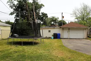 4627 Custer Ave, Lyons, IL 60534 - Photo 17