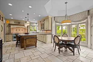 2514 Shoal Creek Ct, Riverwoods, IL 60015 - Photo 7