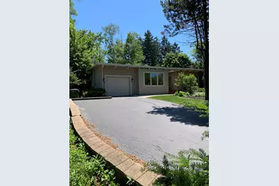 743 Dundee Avenue, Barrington, IL 60010 - Photo 1