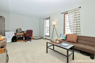 672 Garys Dr, Antioch, IL 60002 - Photo 5