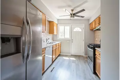 1718 Hovland Court, Evanston, IL 60201 - Photo 3