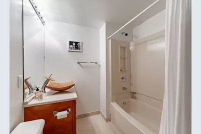 1108 Oak Ridge Drive, Streamwood, IL 60107 - Photo 33