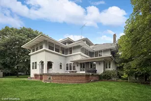 710 W Downer Pl, Aurora, IL 60506 - Photo 33