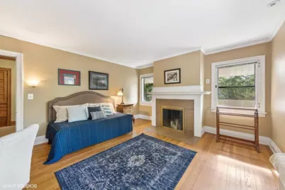 710 W Downer Place, Aurora, IL 60506 - Photo 21