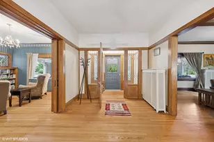 710 W Downer Pl, Aurora, IL 60506 - Photo 7