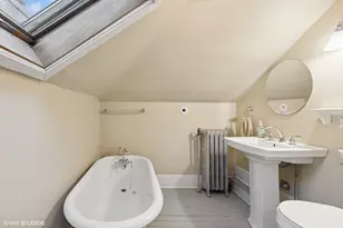 710 W Downer Pl, Aurora, IL 60506 - Photo 29