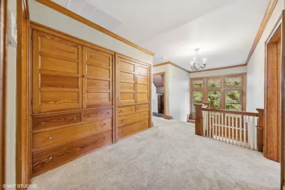 710 W Downer Place, Aurora, IL 60506 - Photo 17