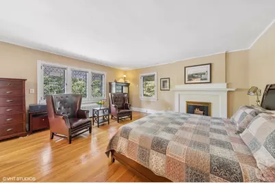 710 W Downer Place, Aurora, IL 60506 - Photo 19