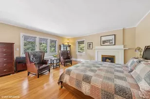 710 W Downer Pl, Aurora, IL 60506 - Photo 19