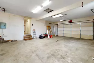 7942 Country Club Ln, Elmwood Park, IL 60707 - Photo 29