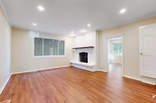 7942 Country Club Ln, Elmwood Park, IL 60707 - Photo 15