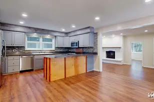 7942 Country Club Ln, Elmwood Park, IL 60707 - Photo 7