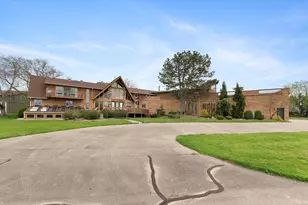 607 Berkshire Ct, Downers Grove, IL 60516 - Photo 5