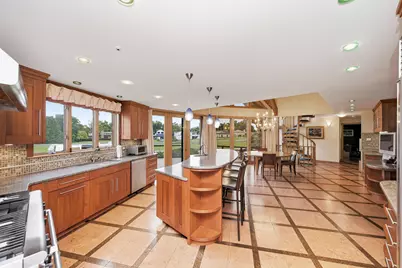 607 Berkshire Court, Downers Grove, IL 60516 - Photo 13