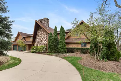 607 Berkshire Court, Downers Grove, IL 60516 - Photo 3