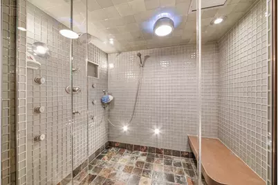 607 Berkshire Court, Downers Grove, IL 60516 - Photo 23