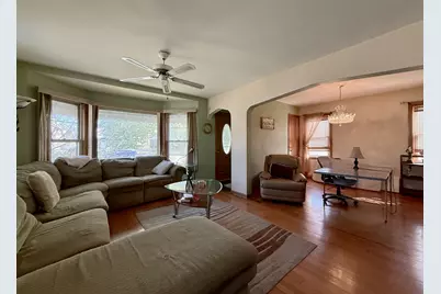 7425 W Devon Avenue, Chicago, IL 60631 - Photo 3