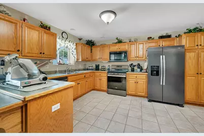 106 N Harbor Landing, Braidwood, IL 60408 - Photo 11