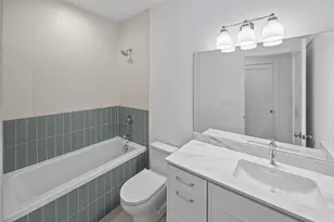 2620 N Mozart St, Chicago, IL 60647 - Photo 23
