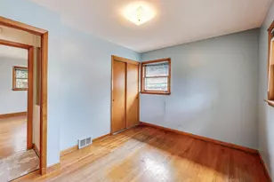 738 N Parker St, Elmhurst, IL 60126 - Photo 11