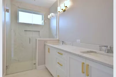 258 Addison Avenue, Elmhurst, IL 60126 - Photo 11