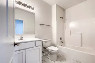 492 Ridge Ln, Bolingbrook, IL 60440 - Photo 9