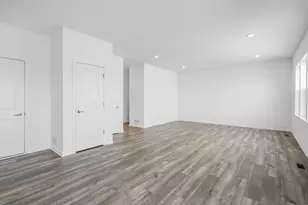 417 Hathaway Ln, Oswego, IL 60543 - Photo 5