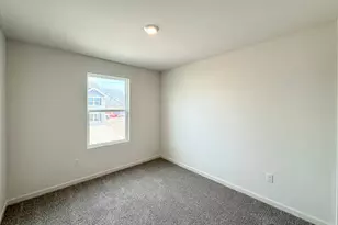 1042 58th Rd, Racine, WI 53182 - Photo 17