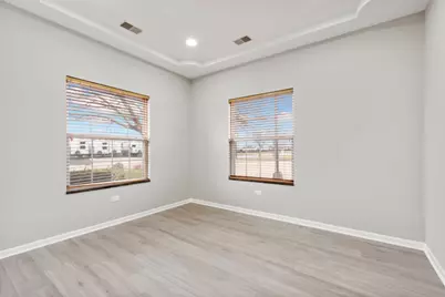 70 McDonald Avenue, Joliet, IL 60431 - Photo 9