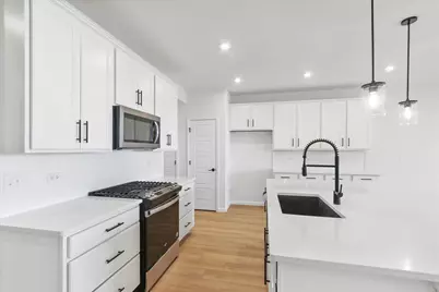 2339 Ryegrass Lane #64005, Bolingbrook, IL 60490 - Photo 5