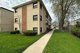 1812 W 127th St, Calumet Park, IL 60827 - Photo 1