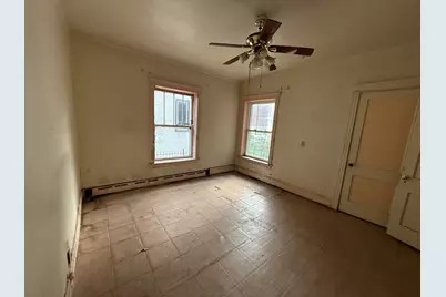 6911 S Jeffery Boulevard, Chicago, IL 60649 - Photo 3