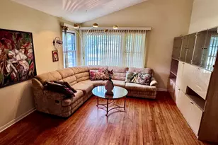 597 Lowden Ave, Glen Ellyn, IL 60137 - Photo 3