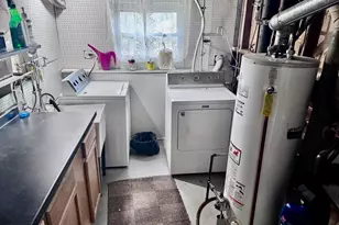 597 Lowden Ave, Glen Ellyn, IL 60137 - Photo 11