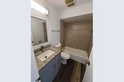 11800 S Komensky Avenue #203, Alsip, IL 60803 - Photo 5