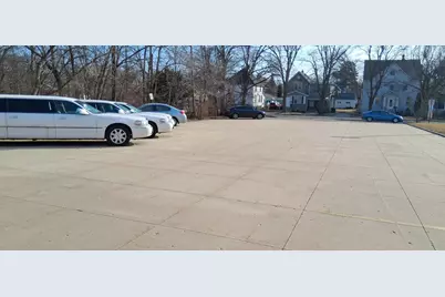 2711 Sheridan Road, Zion, IL 60099 - Photo 19