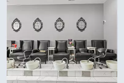 8204 S Stony Island Avenue, Chicago, IL 60617 - Photo 21