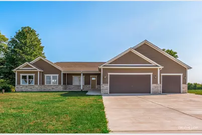 2898 N 4450th Road, Sandwich, IL 60548 - Photo 1