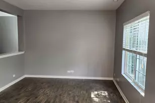 316 E Victoria Cir, North Aurora, IL 60542 - Photo 7