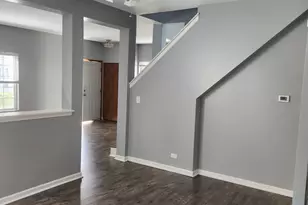 316 E Victoria Cir, North Aurora, IL 60542 - Photo 11